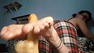 Foot fetish lovers rejoice! Watch as I use my toes to make you cum
