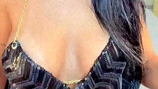 Luscious Latina's tantalizing pussy massage - insta rosered vip
