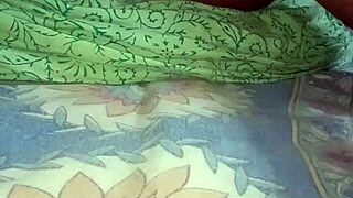 Indian wife with shaved pussy in gay amateur video