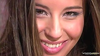 Kelly Kline indulges in hardcore fingering and pussy eating while waiting for her lover