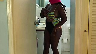 Black beauties from Jamaica indulge in sensual fingering and oiled massage