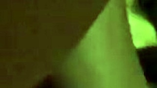 Amateur girl with a great physique gets turned on