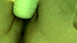 Mature amateur wife experiences blindfolded pleasure