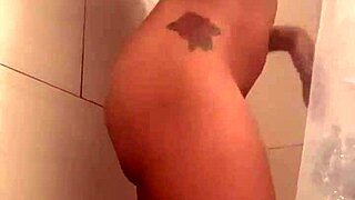 Tattooed beauty's sensual solo playtime with bubbles