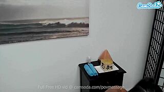 Kiki Klout enjoys a sensual massage on camera