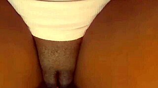 Hey, check Sexystacy7 with those big creamy amateur pussy lips!