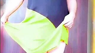 A sissy crossdresser with an amazing big ass twerks and rides