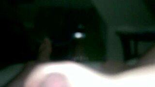 Solo wanking and handjob session with Mas