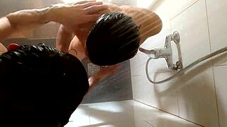 Amateur gay cock and cum in mouth shower scene