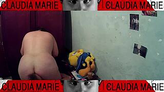 Dominating the chubby girl by eating her pussy while bending her over a closet
