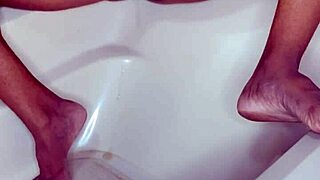 Natural blonde amateur squirts in public outdoor pussyfucking