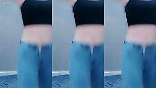 i’m obsessed with this sexy chinese girl dancing