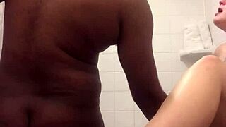 Big black cock meets Italian MILF in bathroom threesome
