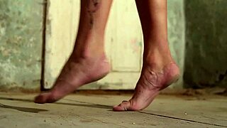 Luna in South American orison Part 2: a BDSM experience with humiliation and pain