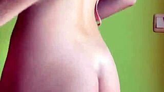 Shaved and ready for play - maiskii's pussy play