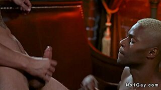Bodybuilder gets interracial cock in restaurant after work
