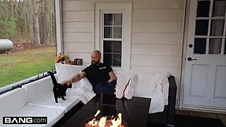 I, bailey brooke, got my pussy stretched by sean lawless in this bang surprise.