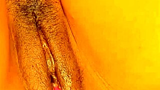 Stacy7’s juicy and open pussy with big lips is a beauty