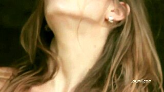 Beautiful girl achieves great orgasm with outdoor sex toys