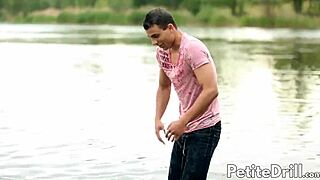 Evelyn likes to give her boyfriend a blow job frequently