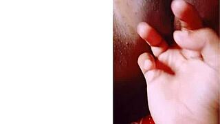 Hot video of Indian boyfriend’s masturbation and anal sex