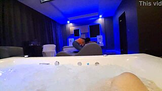 Maid gets a bath time surprise for twenty dollars