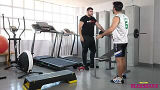 Muscle worship with Magic Javi and Kike Gil