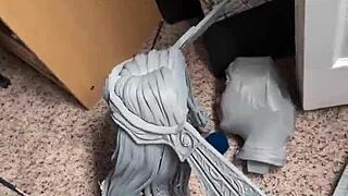 This is a review of an anime and hentai site’s 3D printed pillow