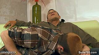 Married man enjoys gay sex with a well-endowed man