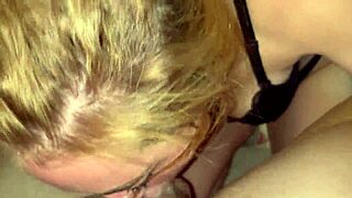 My girlfriend is a bad slut in deepthroat skills