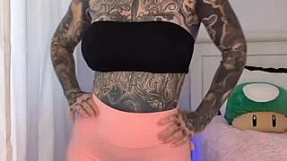 Horny young woman Melody Radford tries on gym tights