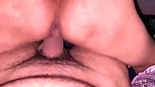 Bhabhi got intimate with brother-in-law in his room