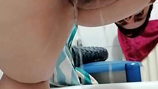Girlfriend’s Secret Piss Play Caught from Behind View