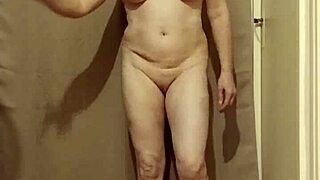 September 1, 2024 - Slave F in mini skirt mode