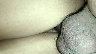 Me Encanta Darle Duro por el Ano a Esta Madura Experimentada en Postura Doggystyle