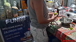 ganyo ka bhabhi ki chudai in kitchen 😍