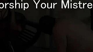 Latex-clad mistress submits to foot worship from submissive
