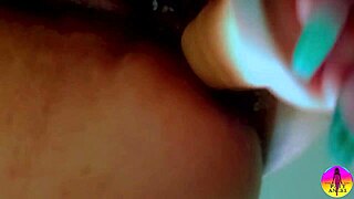 Casada's big tits and aggressive anal with a sex toy