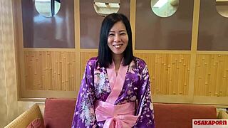 Mature beauty in yukata costume gives standing outdoor blowjob and rides wildly