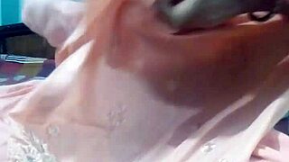 Kavita's sensual striptease on the webcam