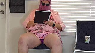 White MILF gets fingered and creampied at the office