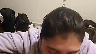 my gf gives a quick bj, can't let go of my dick! 😍